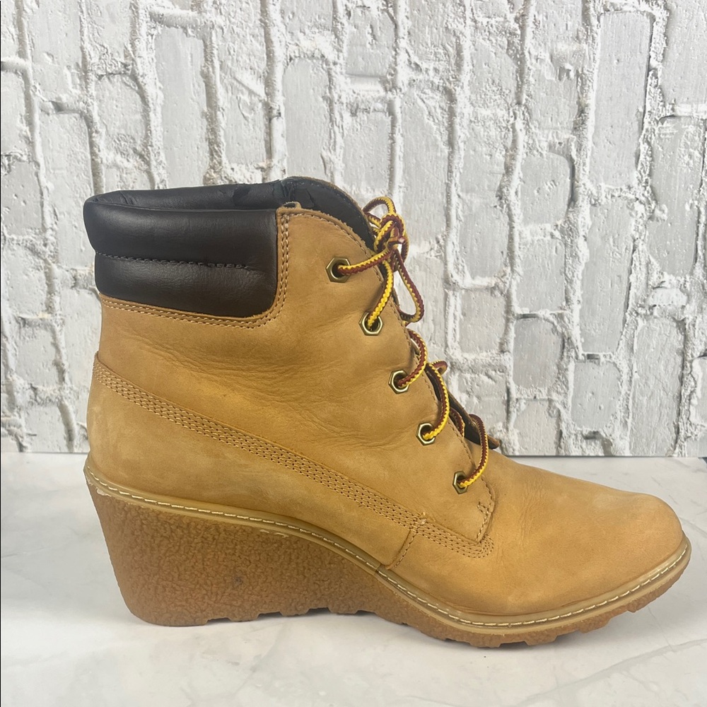 Timberland Women's Amston‎ 6 Inch Wheat Nubuck Wedge Heel Boots Size 8 - Picture 3 of 15
